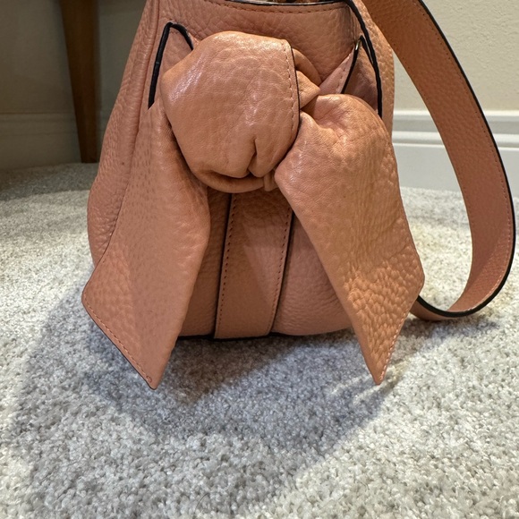 Henri Bendel Windsor Cross Body Purse Muted Clay Leather Knot Bow Side Med - Picture 12 of 14